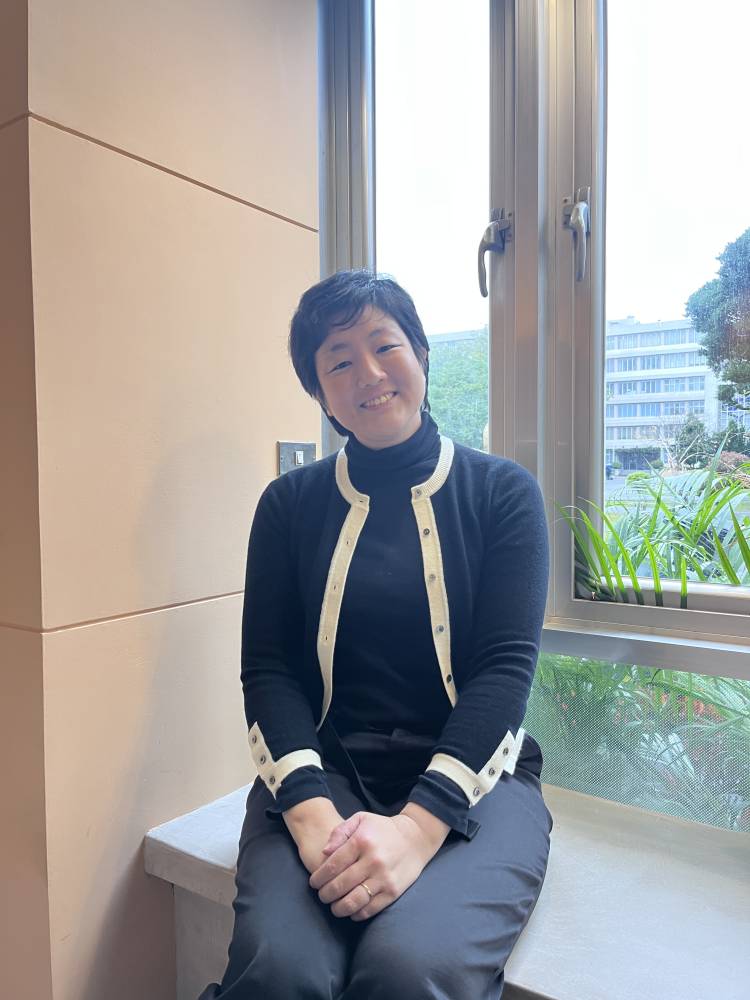 李莉加